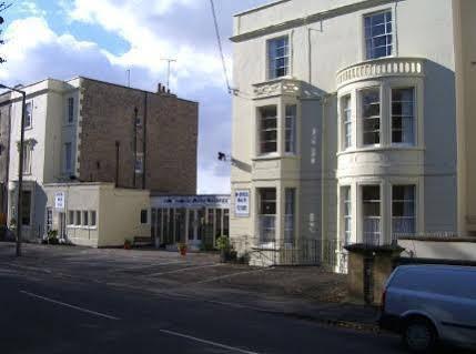 The Highcliffe Hotel คลีฟดอน ภายนอก รูปภาพ
