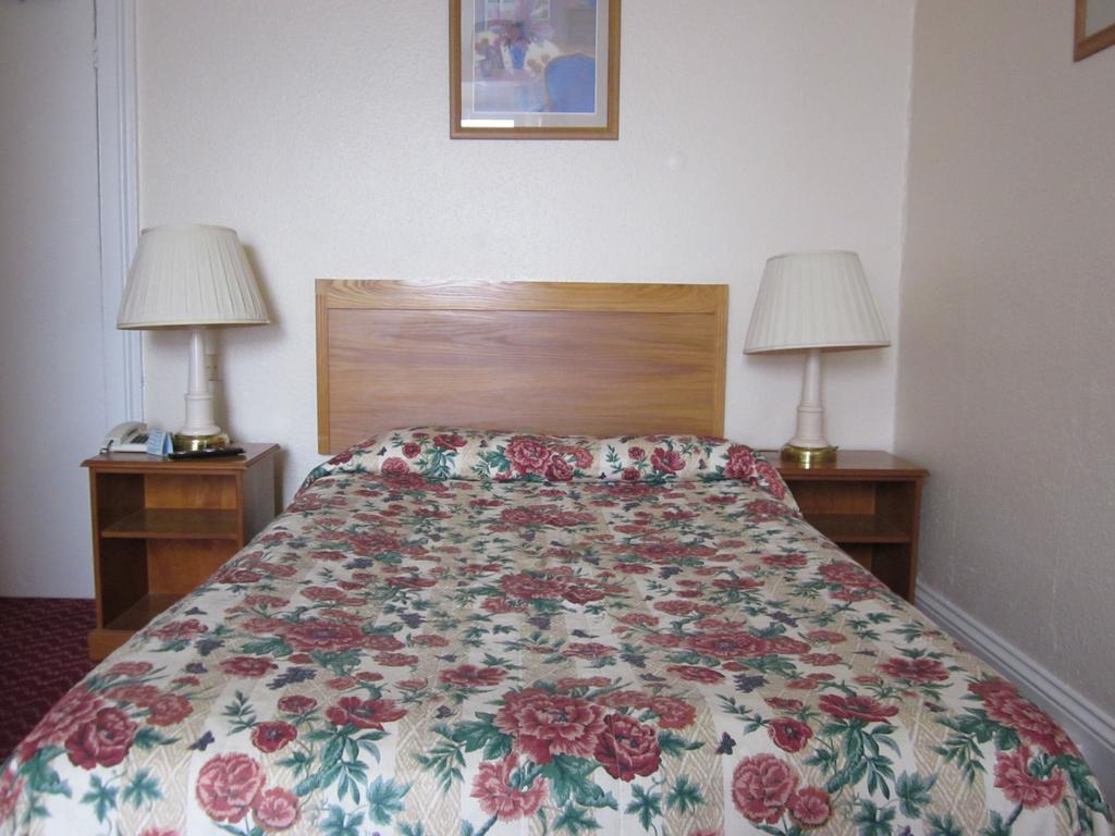 The Highcliffe Hotel คลีฟดอน ห้อง รูปภาพ