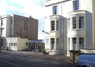 The Highcliffe Hotel คลีฟดอน ภายนอก รูปภาพ